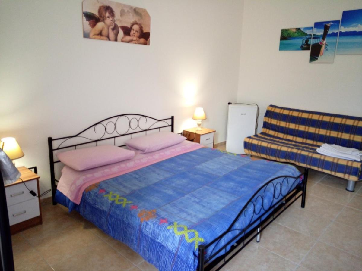 B&B Express Leverano Exterior foto