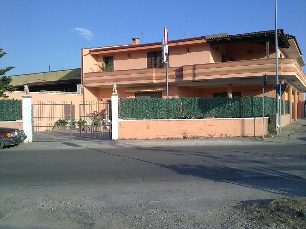 B&B Express Leverano Exterior foto